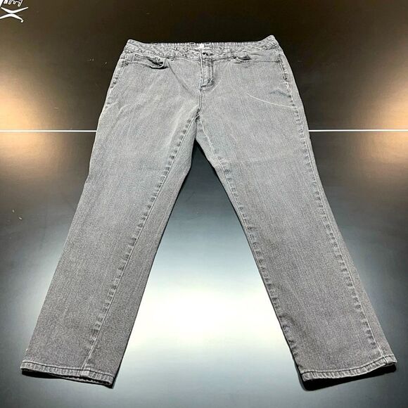 Black Liz Claiborne Jeans. Size 12 - Picture 1 of 7